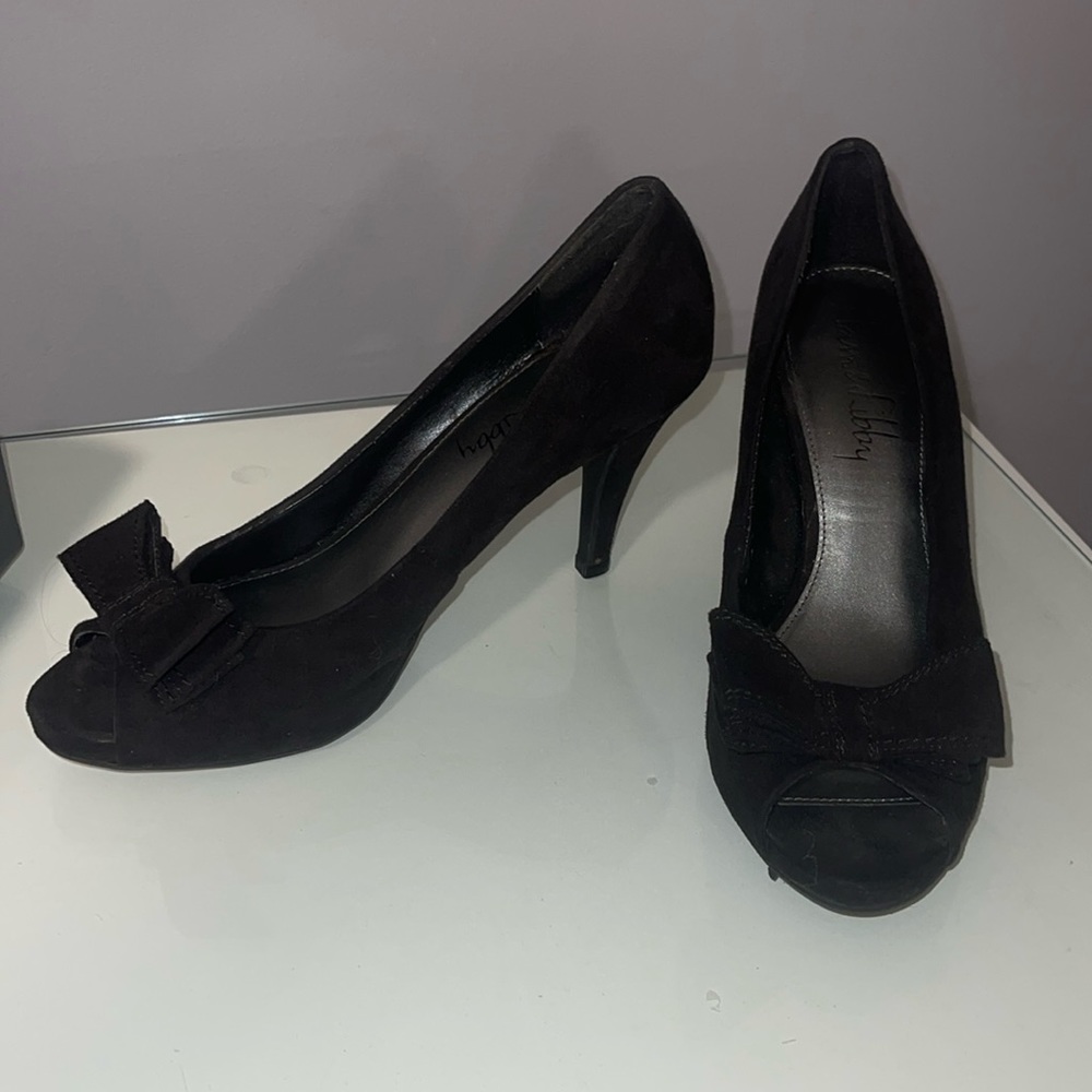 Black Open Toe Bow Heel-Size 9